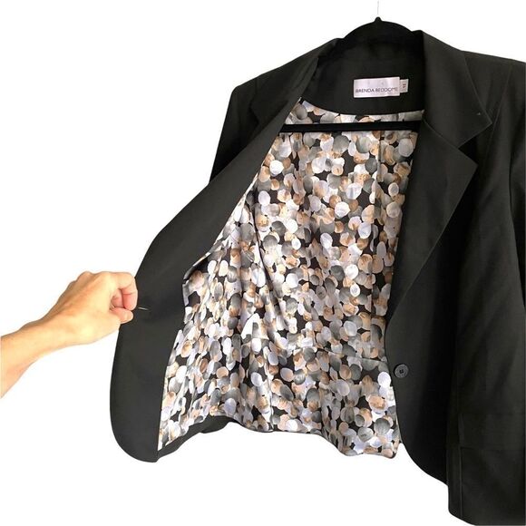 (SOLD) BRENDA BEDDOME Black Blazer 12 - Picture 2 of 6
